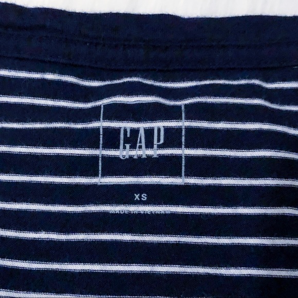 GAP Mixed Striped Short Sleeve V-neck Tee - Picture 6 of 7